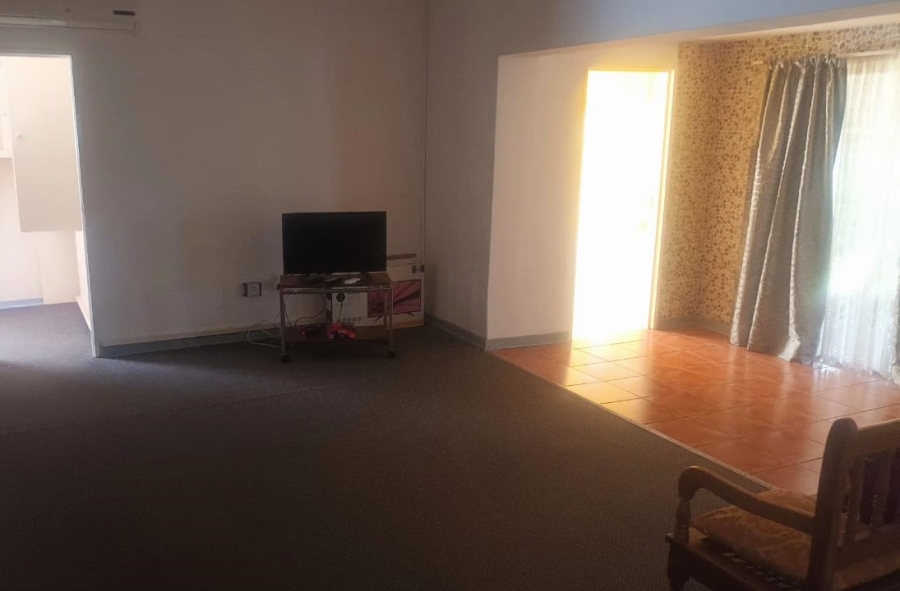 4 Bedroom Property for Sale in Hennenman Free State